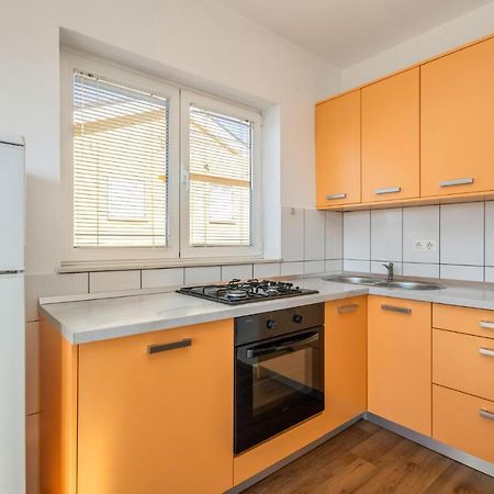 Stunning Apartment In Crikvenica With Wifi Luaran gambar