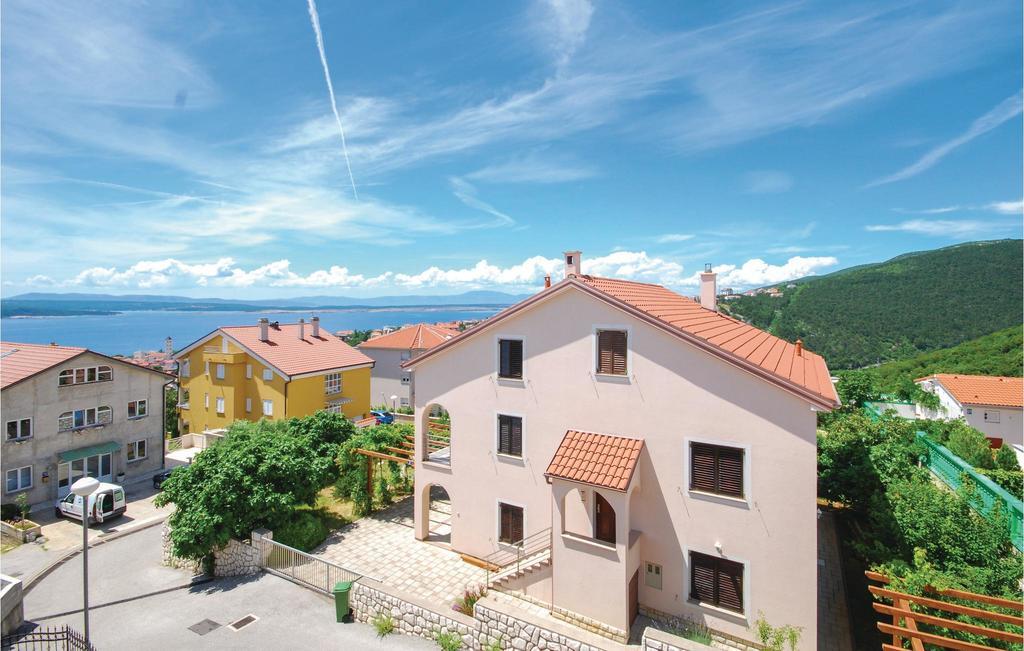 Stunning Apartment In Crikvenica With Wifi Luaran gambar