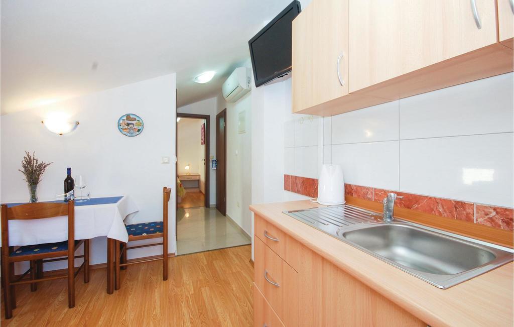 Stunning Apartment In Crikvenica With Wifi Luaran gambar