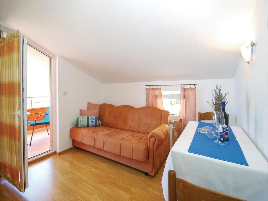Stunning Apartment In Crikvenica With Wifi Luaran gambar