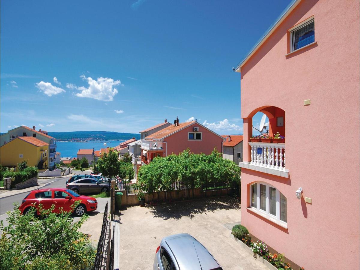 Stunning Apartment In Crikvenica With Wifi Luaran gambar